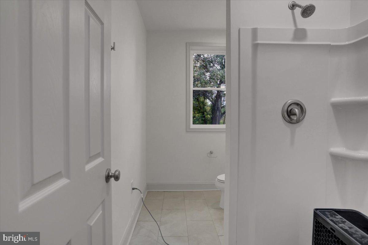 40 E Henrietta St Property Photo 20
