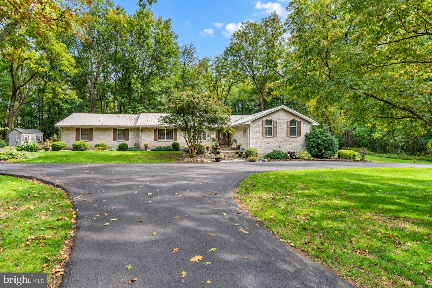 18110 College Rd Property Photo 1