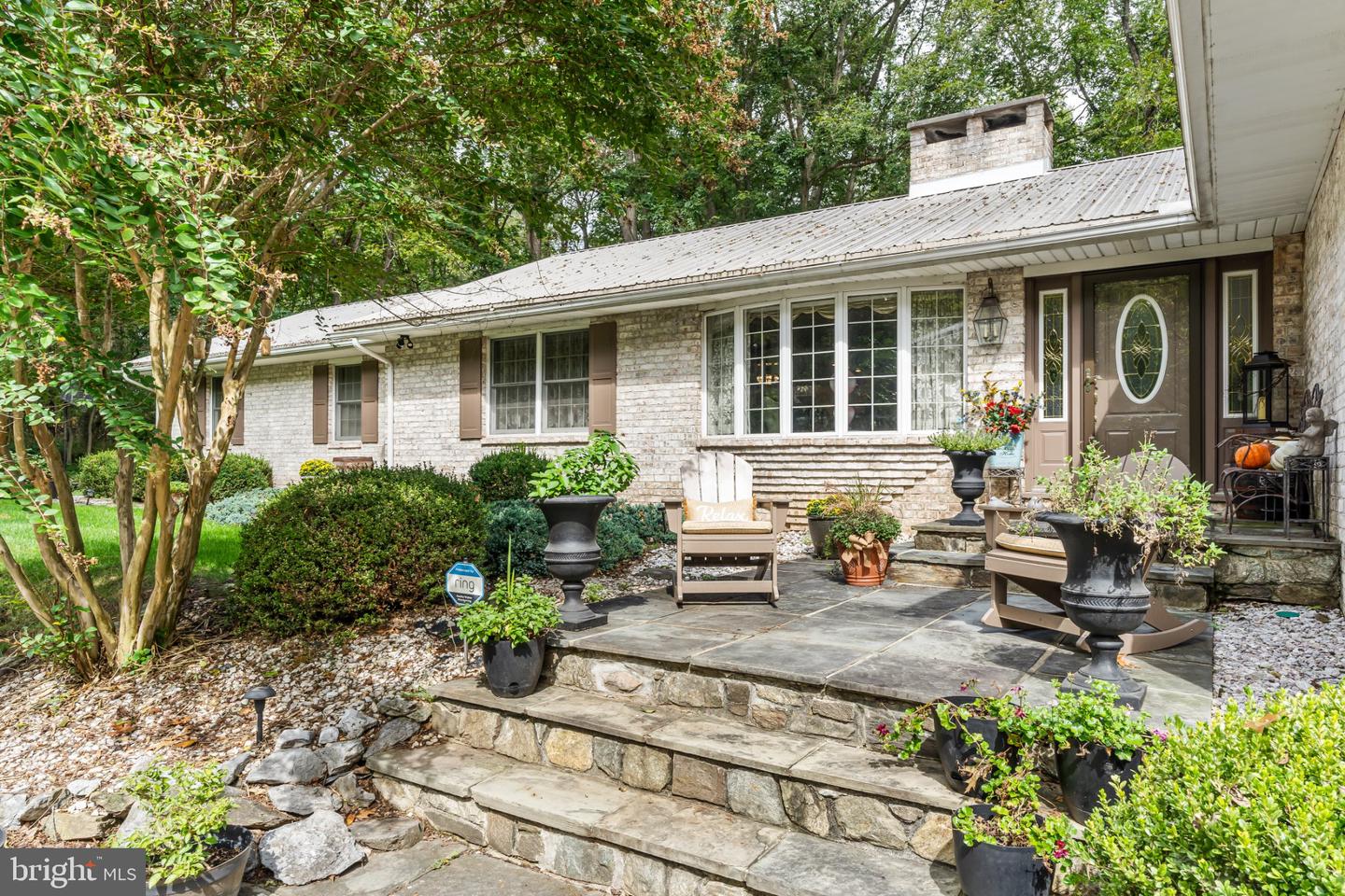 18110 College Rd Property Photo 3