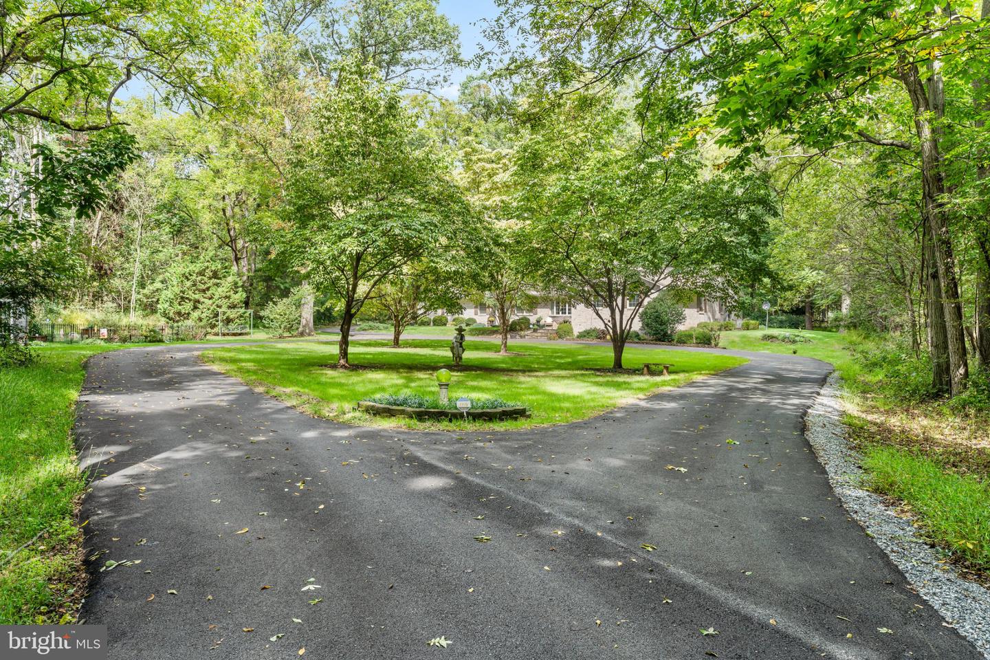 18110 College Rd Property Photo 4
