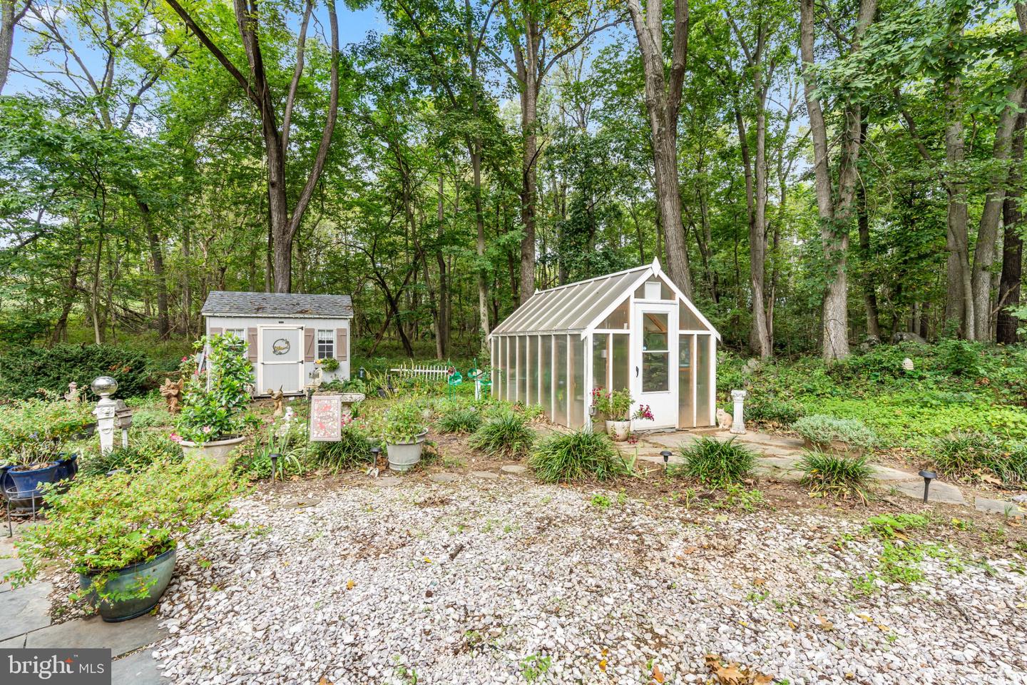18110 College Rd Property Photo 14
