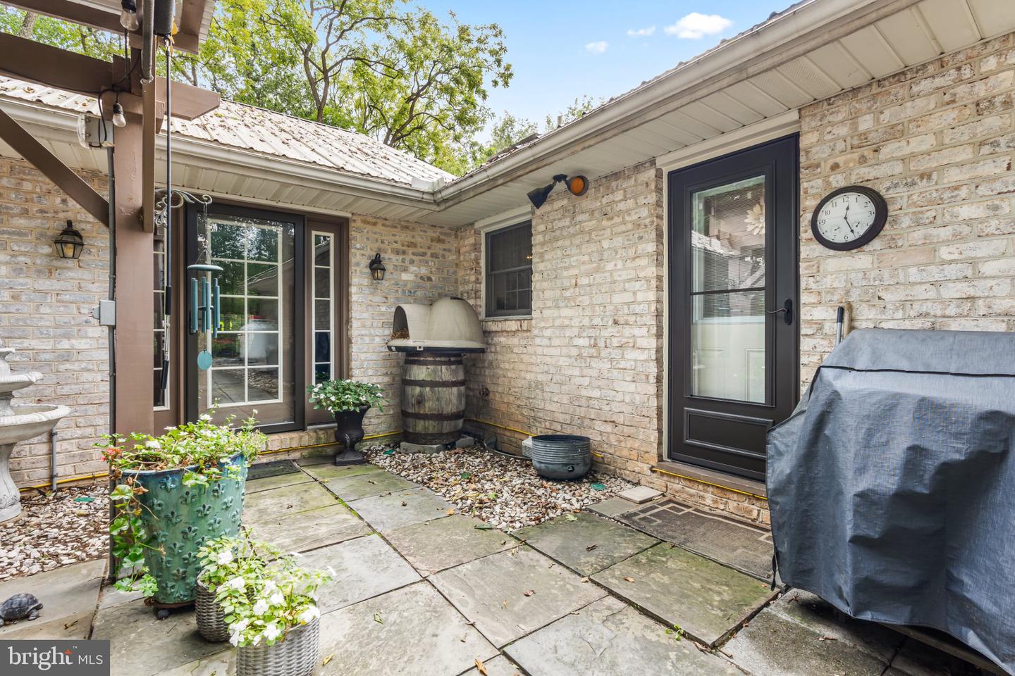 18110 College Rd Property Photo 19