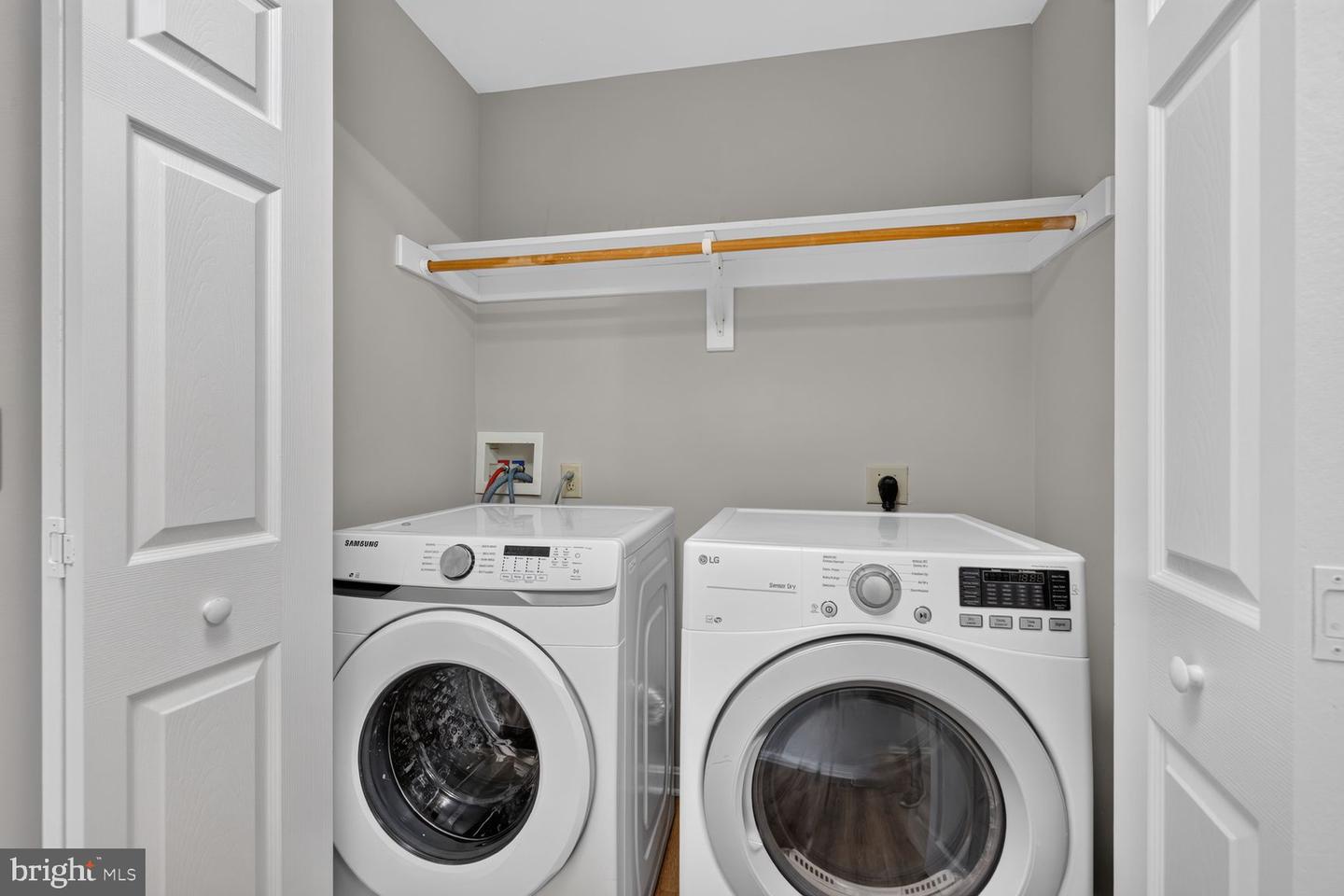 549 Pangborn Blvd Property Photo 12