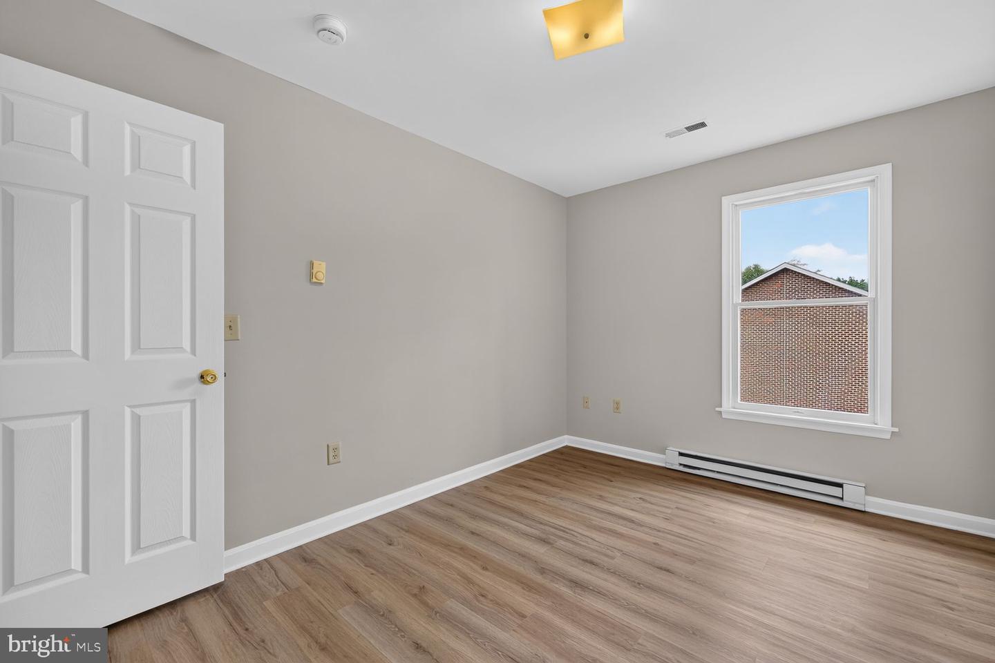 549 Pangborn Blvd Property Photo 19