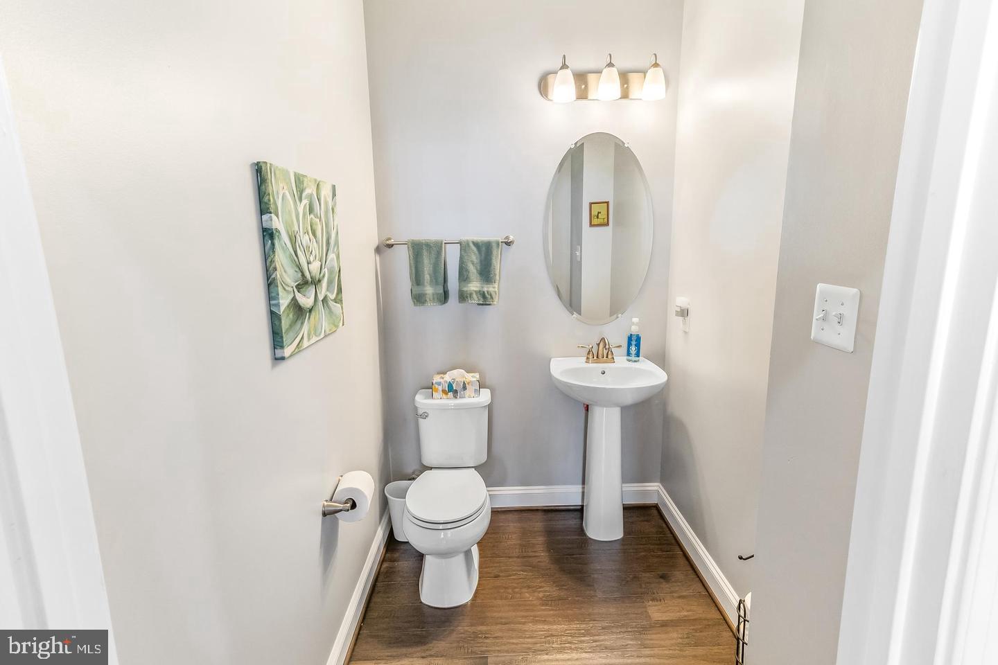 20207 Huntington Ct Property Photo 8