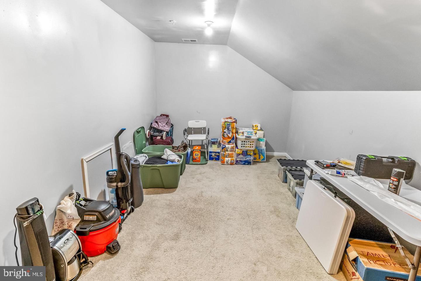 20207 Huntington Ct Property Photo 30