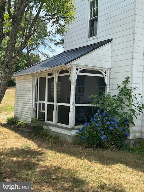 605 State St Property Photo 16
