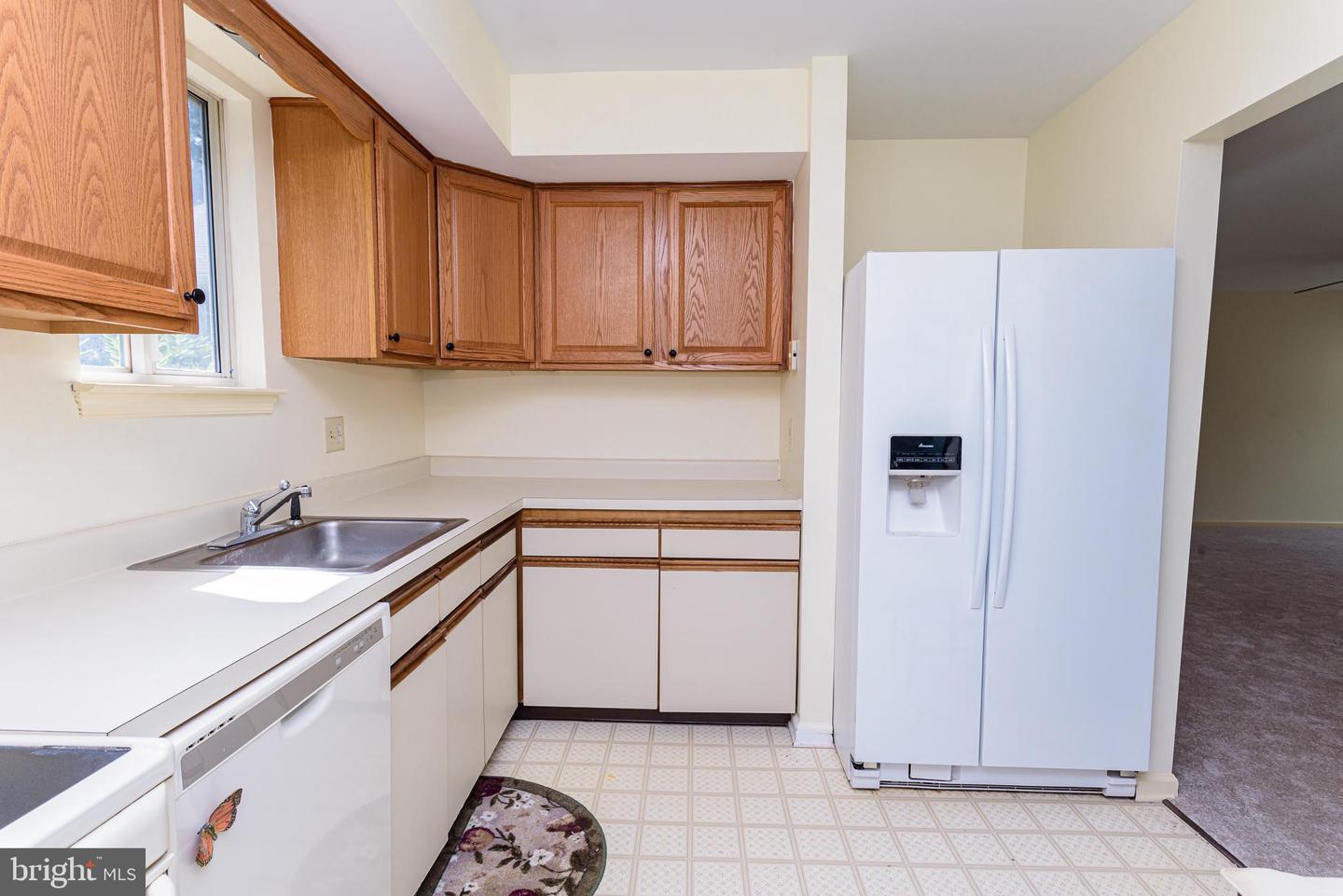 1004 Heron Ct Property Photo 16