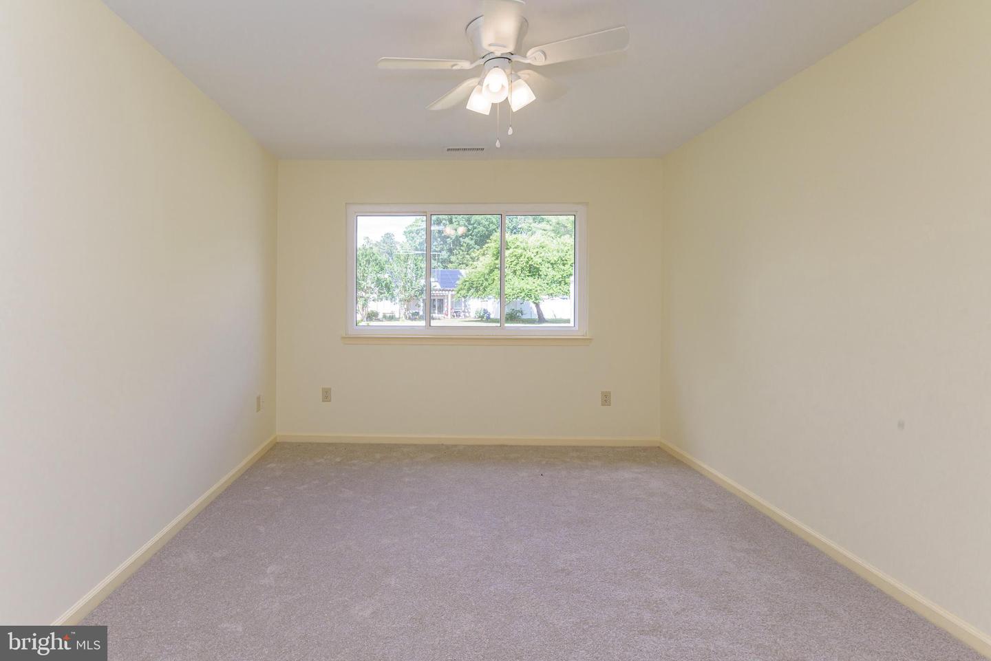 1004 Heron Ct Property Photo 19