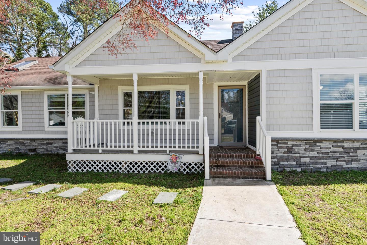209 Louise Ave Property Photo 4