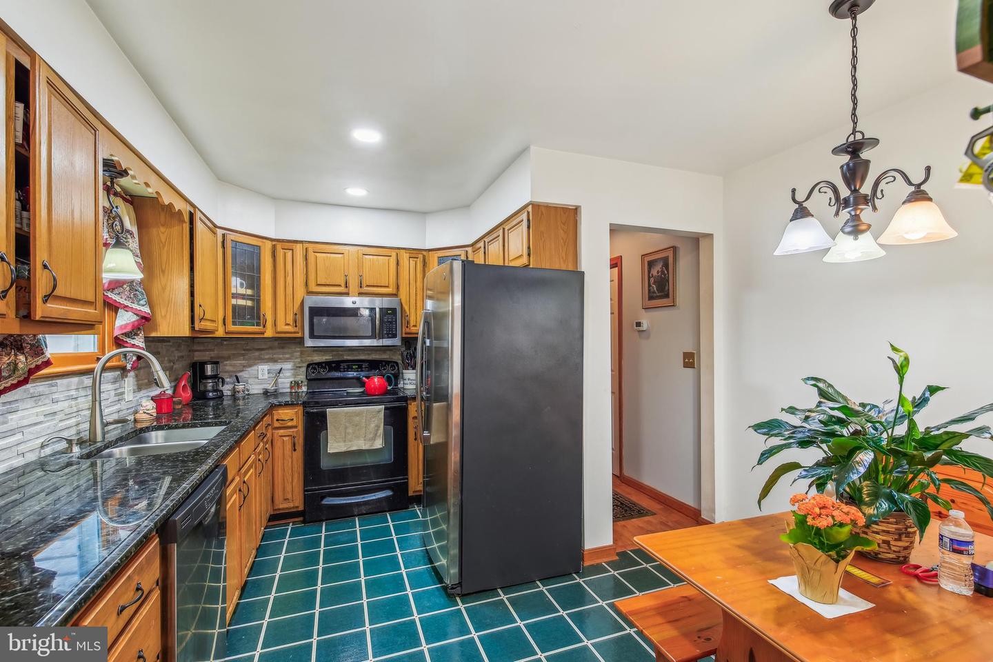 30883 Ward Rd Property Photo 11