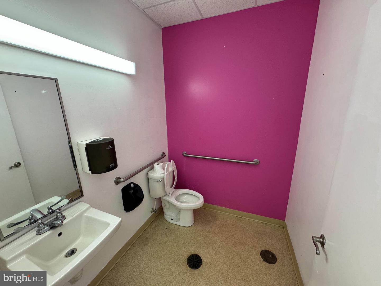 329 Tilghman Rd #100 Property Photo 21