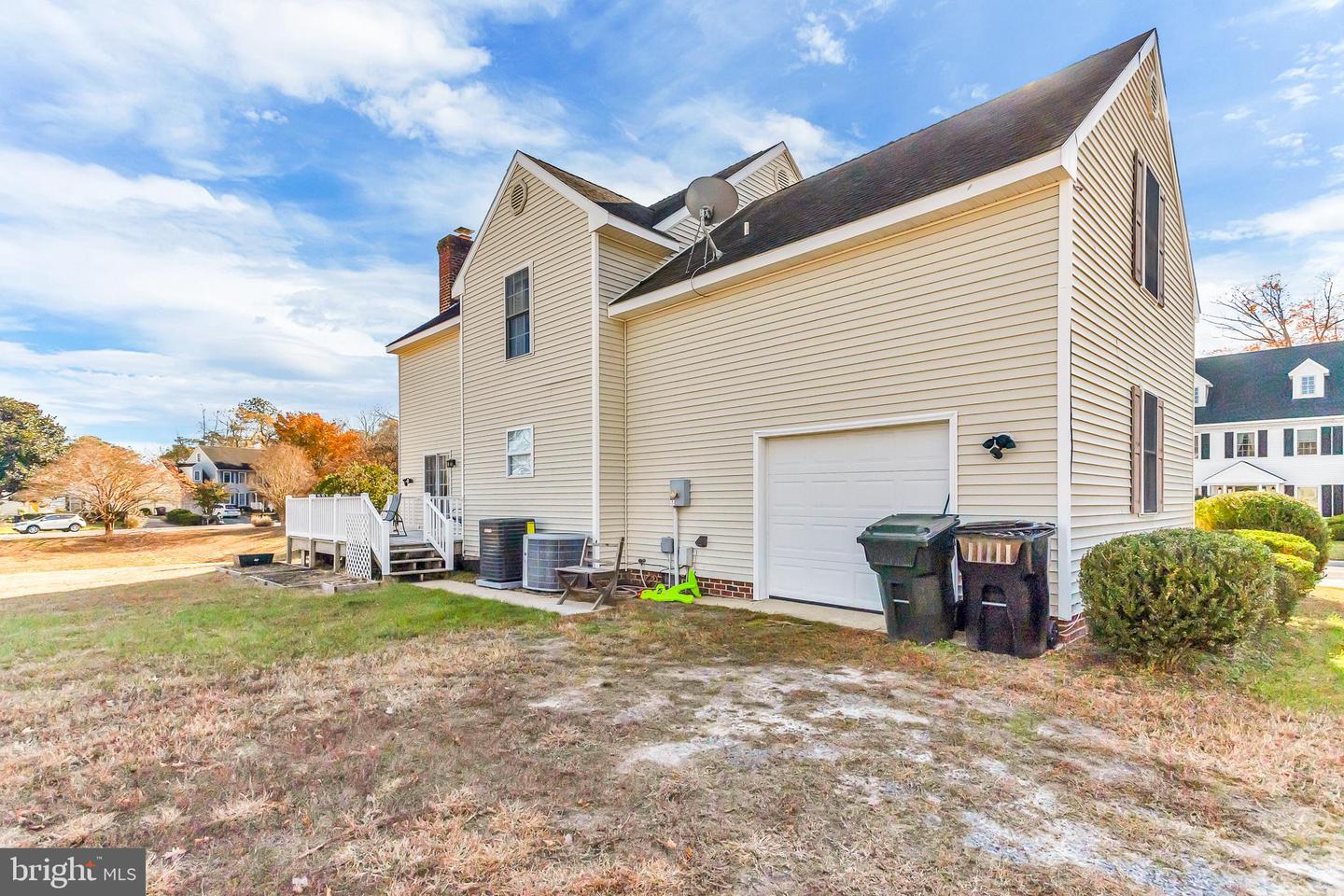 1119 Granbys Run Property Photo 32