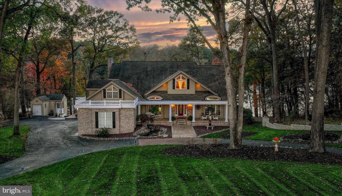1016 Schumaker Woods Rd Property Photo 1