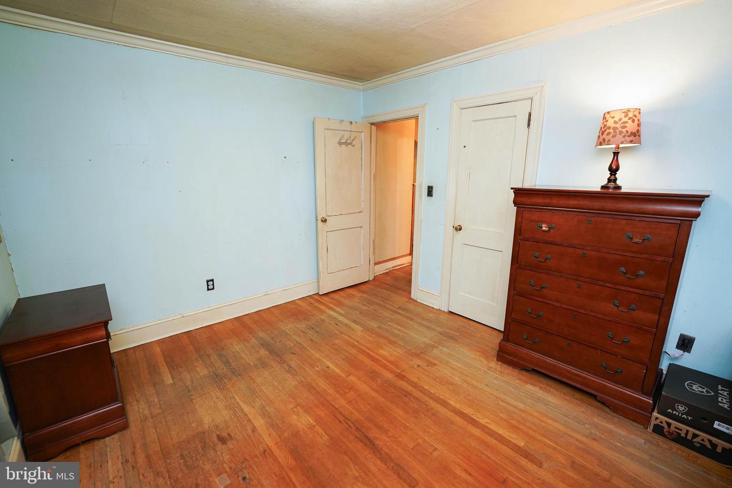 408 Dover St Property Photo 20