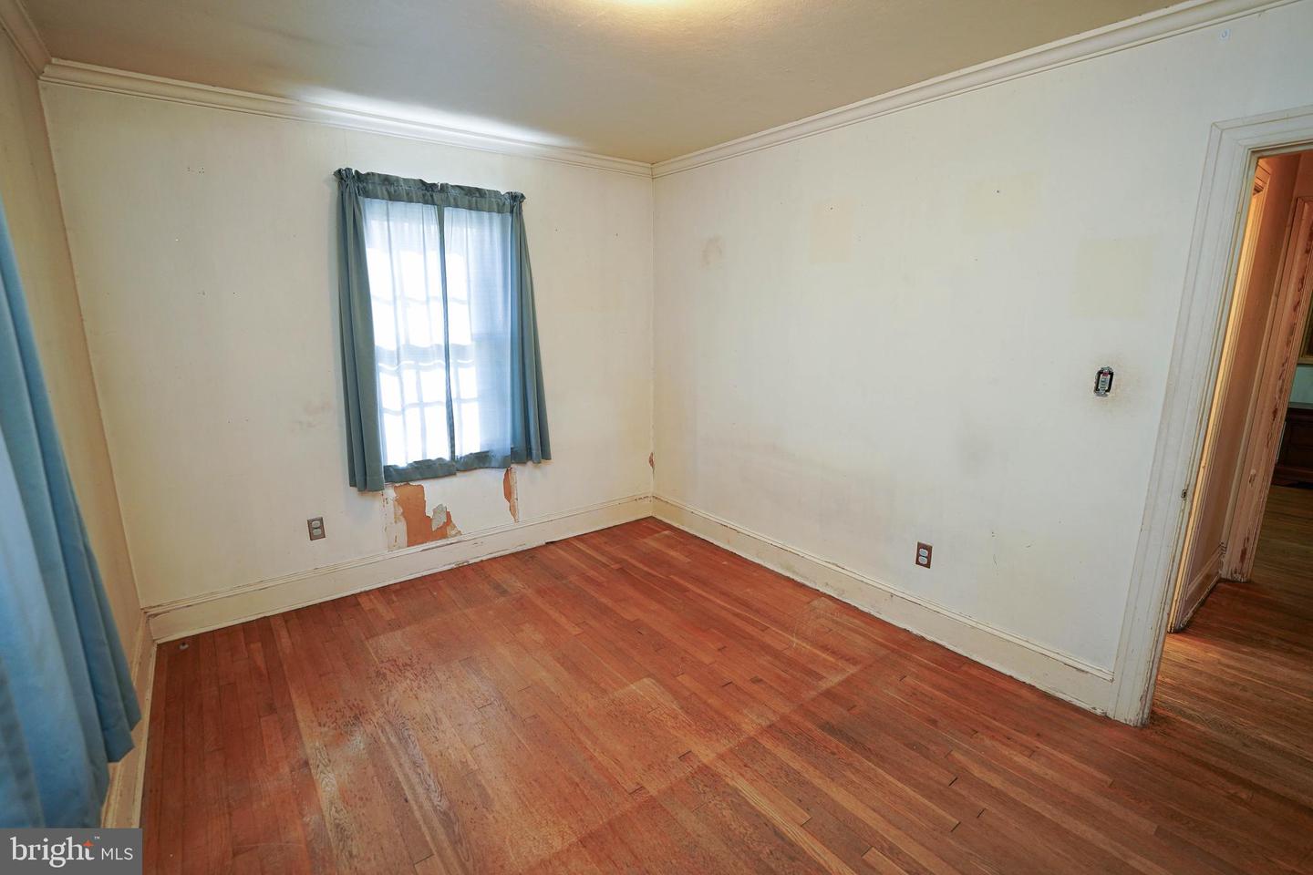 408 Dover St Property Photo 25