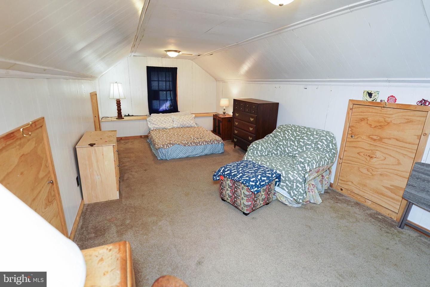 408 Dover St Property Photo 30