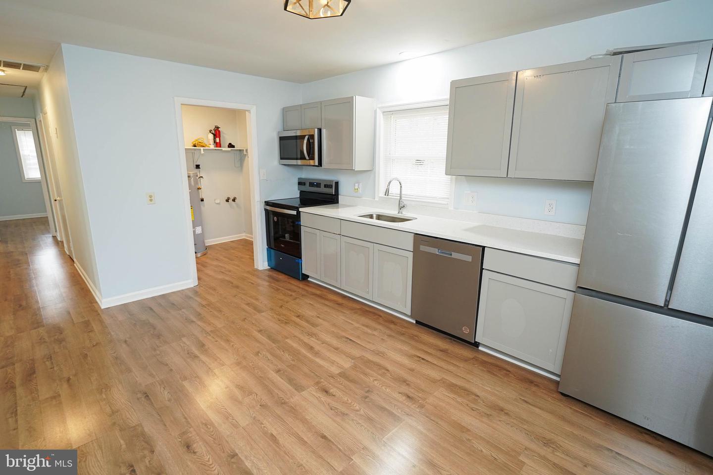 28144 Stanford Rd Property Photo 4