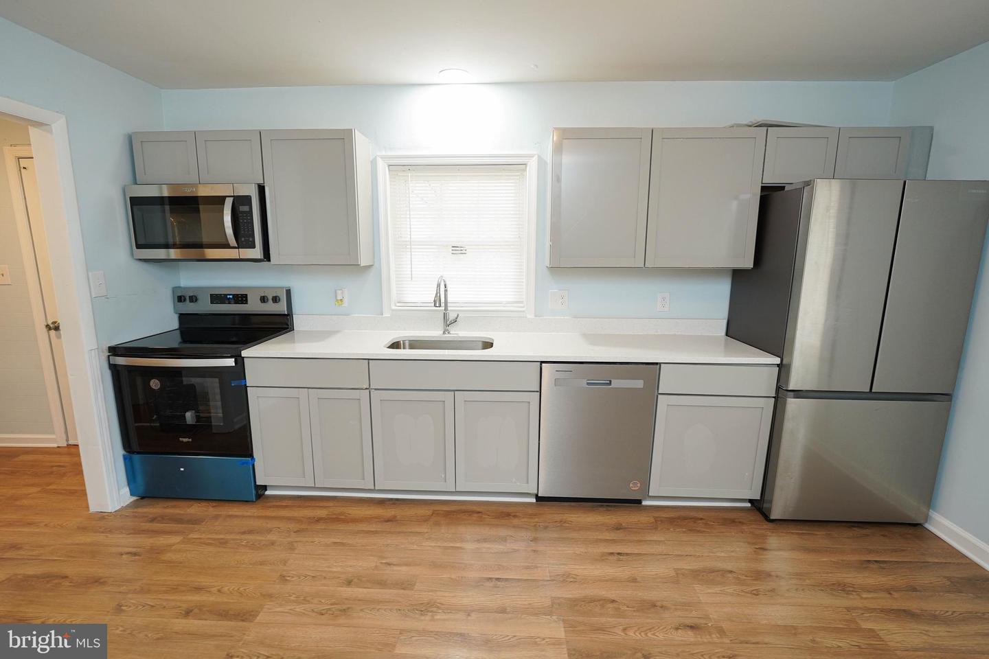 28144 Stanford Rd Property Photo 5