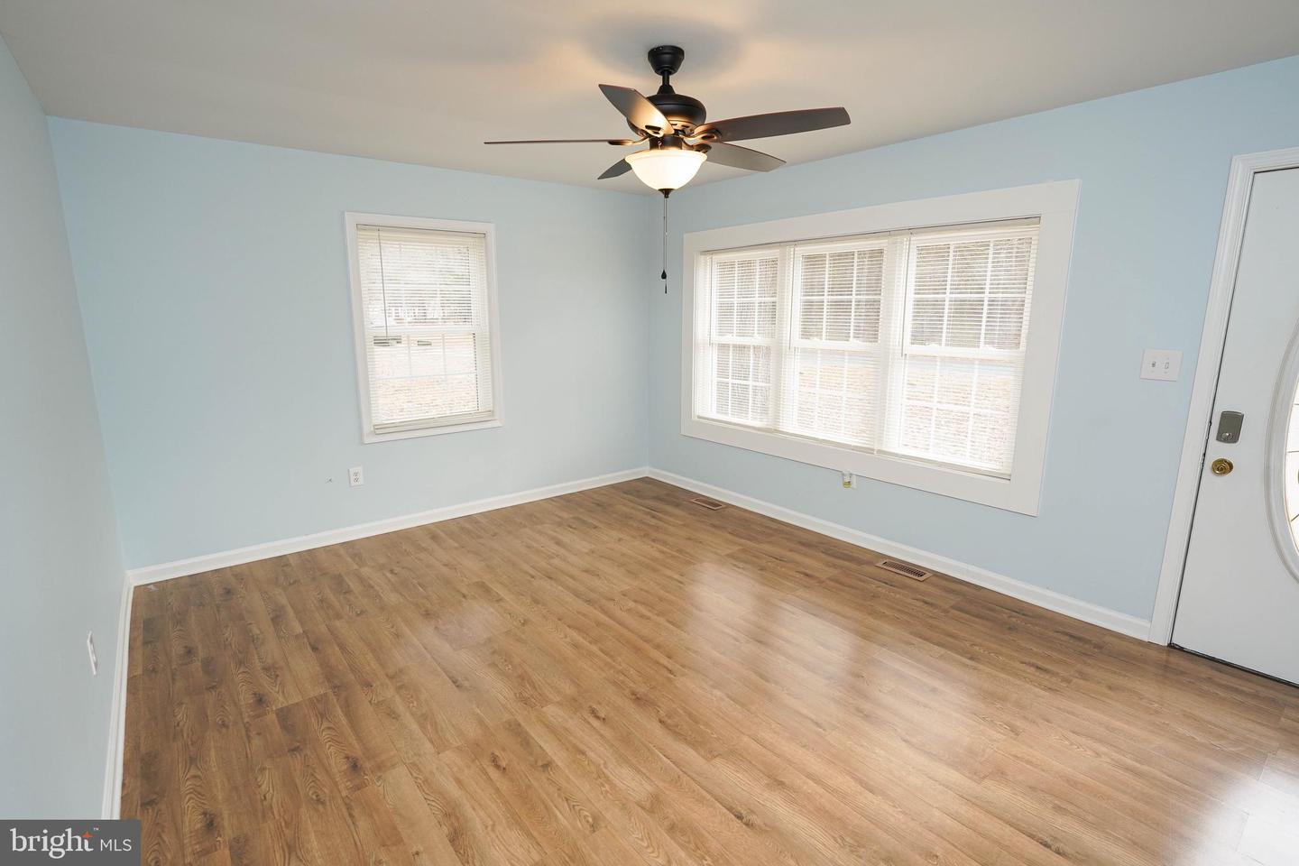 28144 Stanford Rd Property Photo 7
