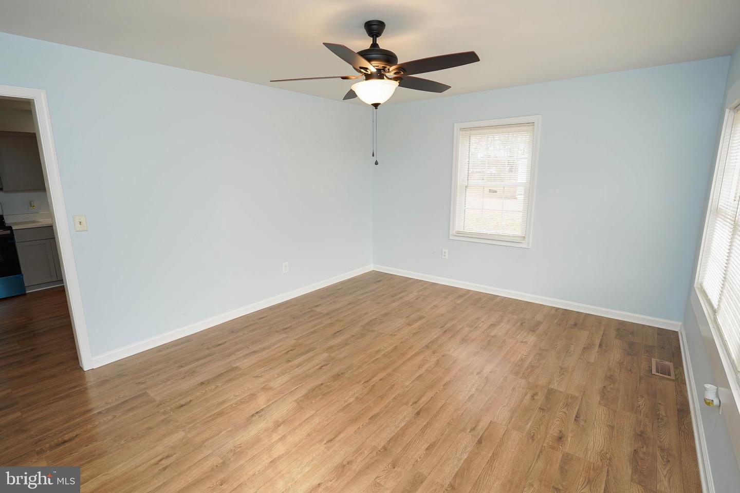 28144 Stanford Rd Property Photo 8