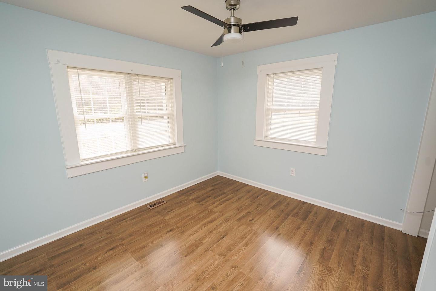 28144 Stanford Rd Property Photo 19