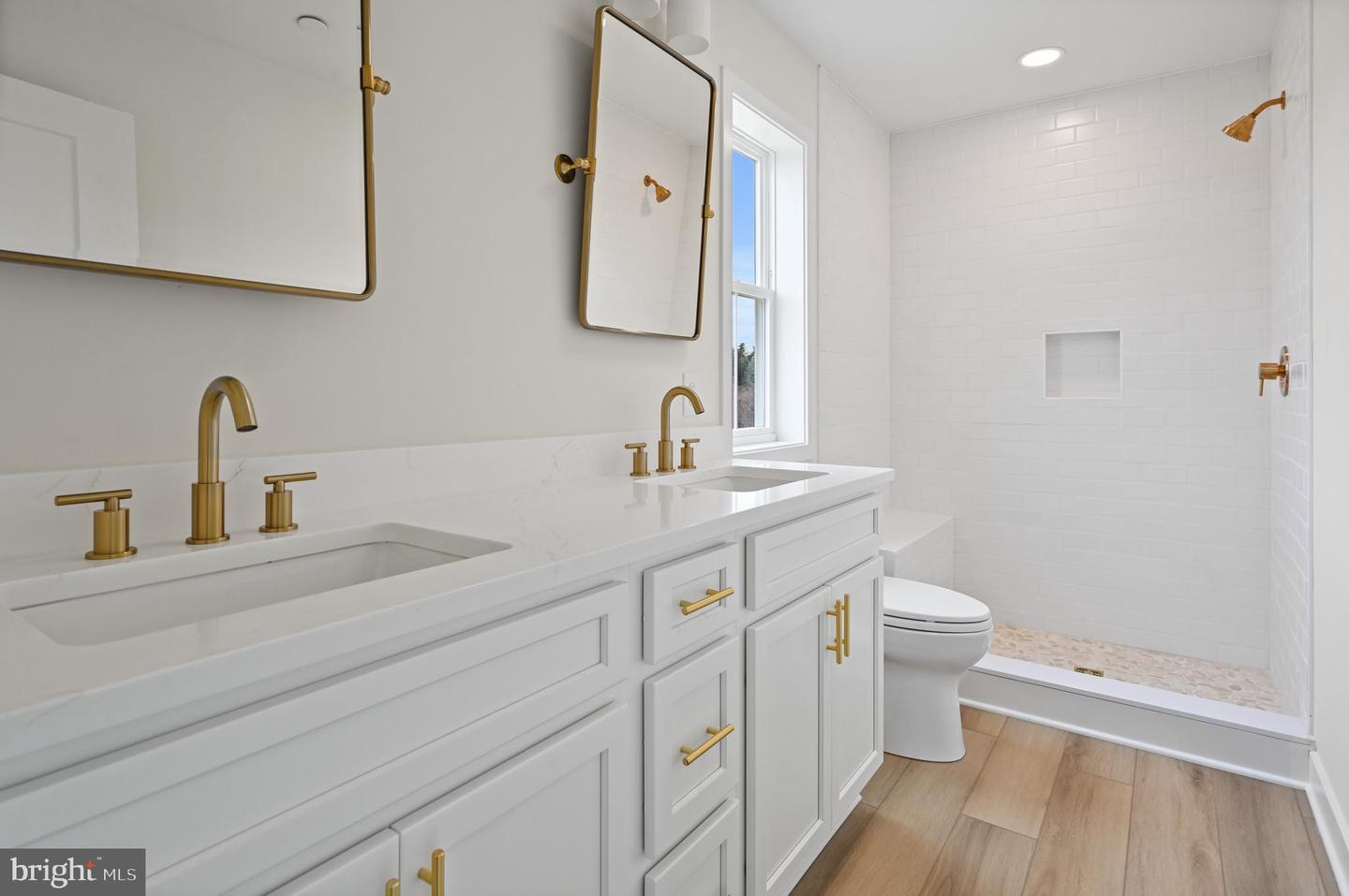107 Highland Ave Property Photo 12