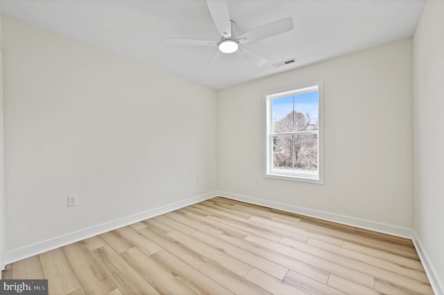 107 Highland Ave Property Photo 15