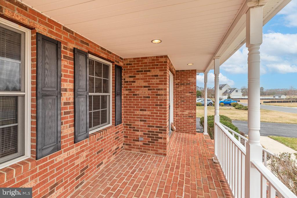 111 Nina Ln Property Photo 5
