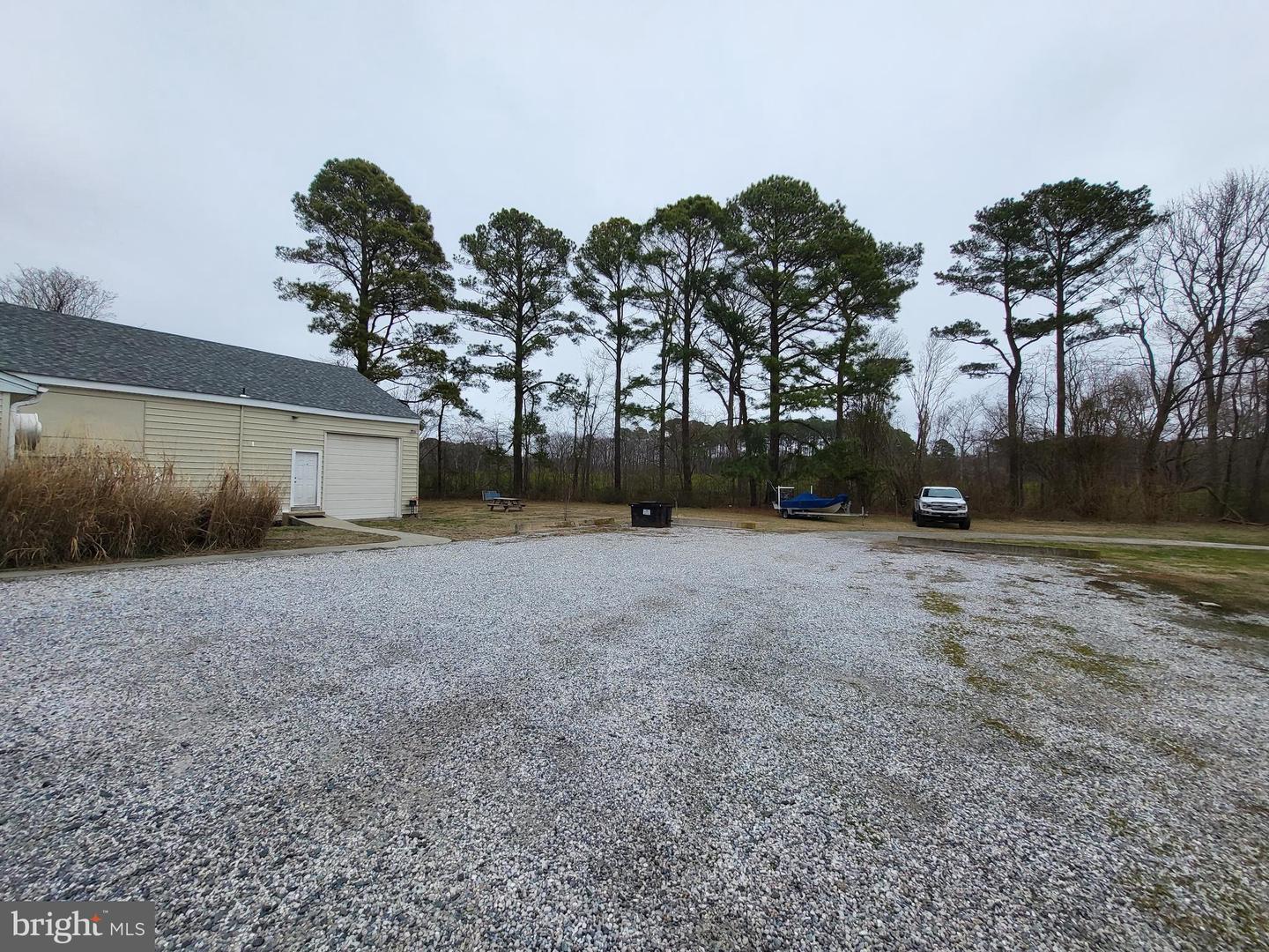 20835 Nanticoke Rd Property Photo 4