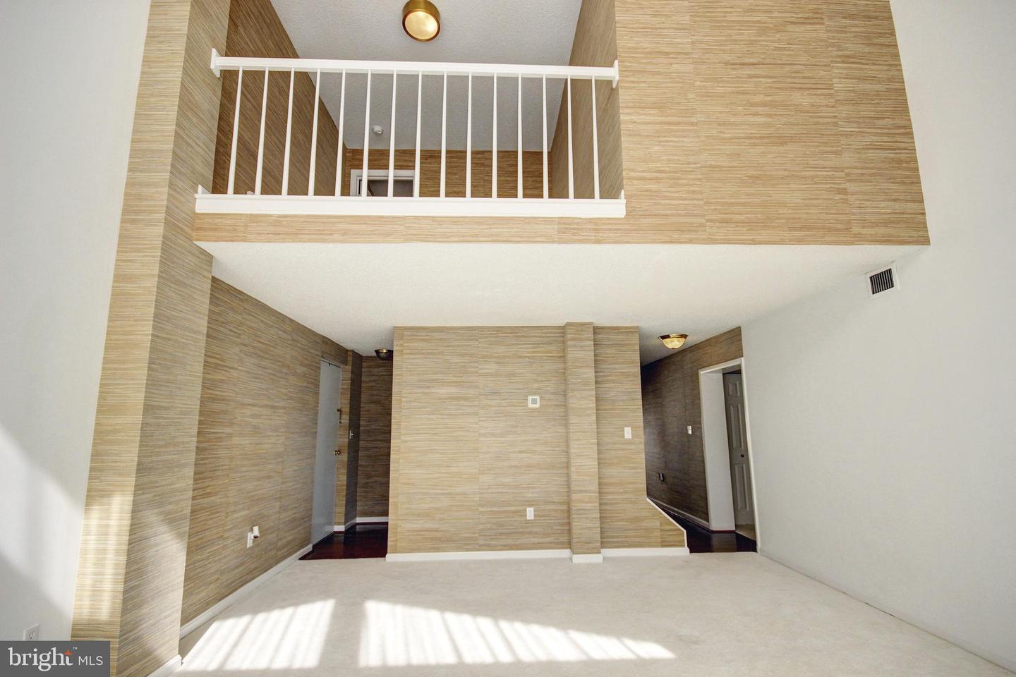 231 Canal Park Dr #a-200 Property Photo 4
