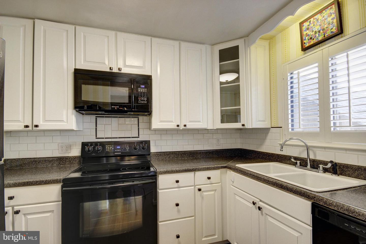 231 Canal Park Dr #a-200 Property Photo 5