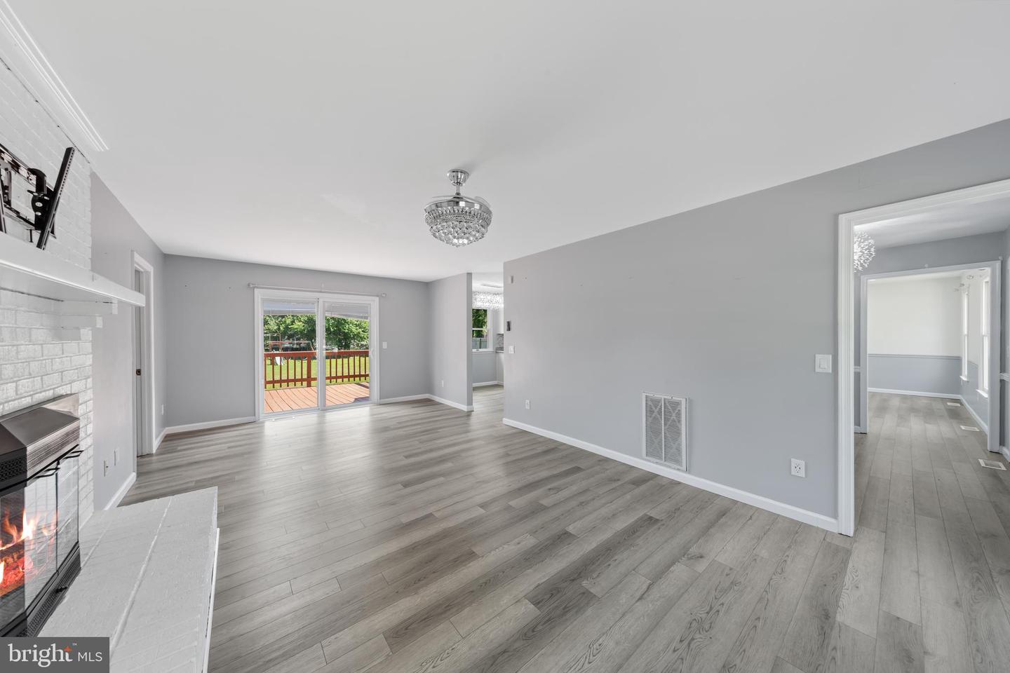 5983 Ridge Spring Cir Property Photo 6