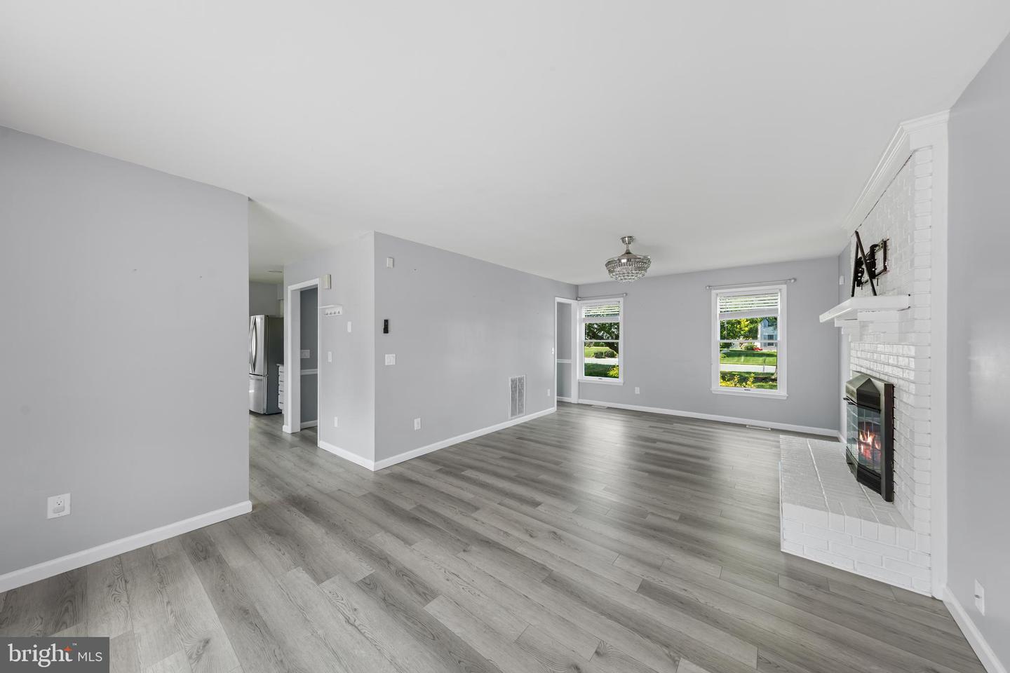 5983 Ridge Spring Cir Property Photo 7