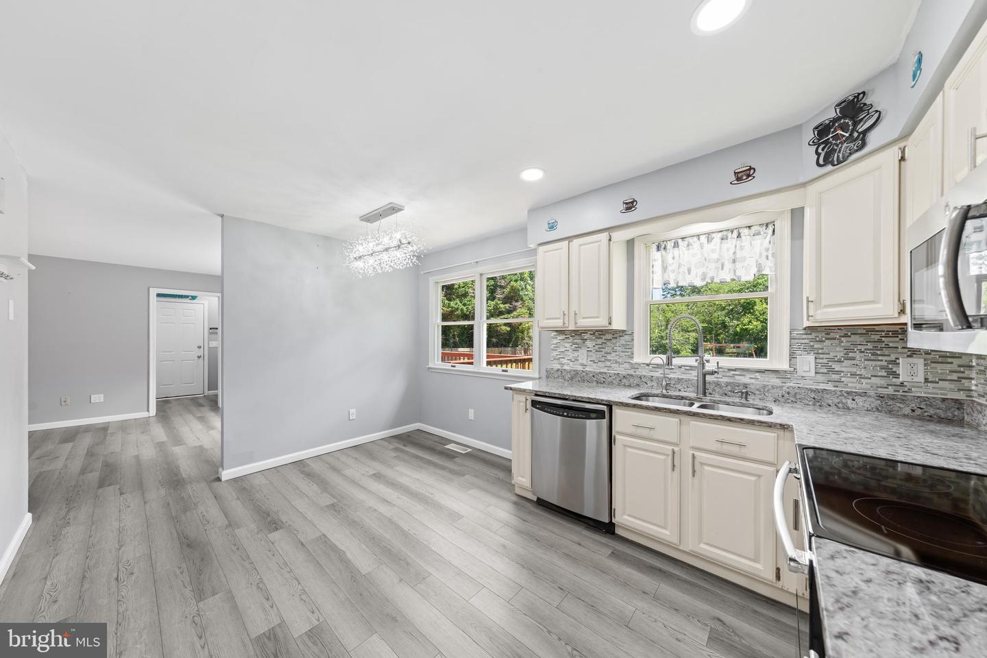 5983 Ridge Spring Cir Property Photo 10