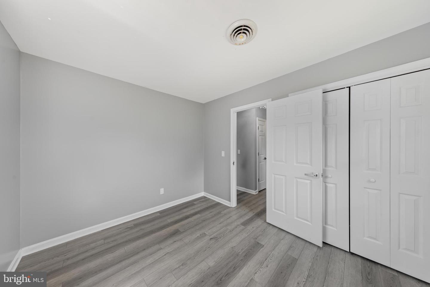 5983 Ridge Spring Cir Property Photo 16