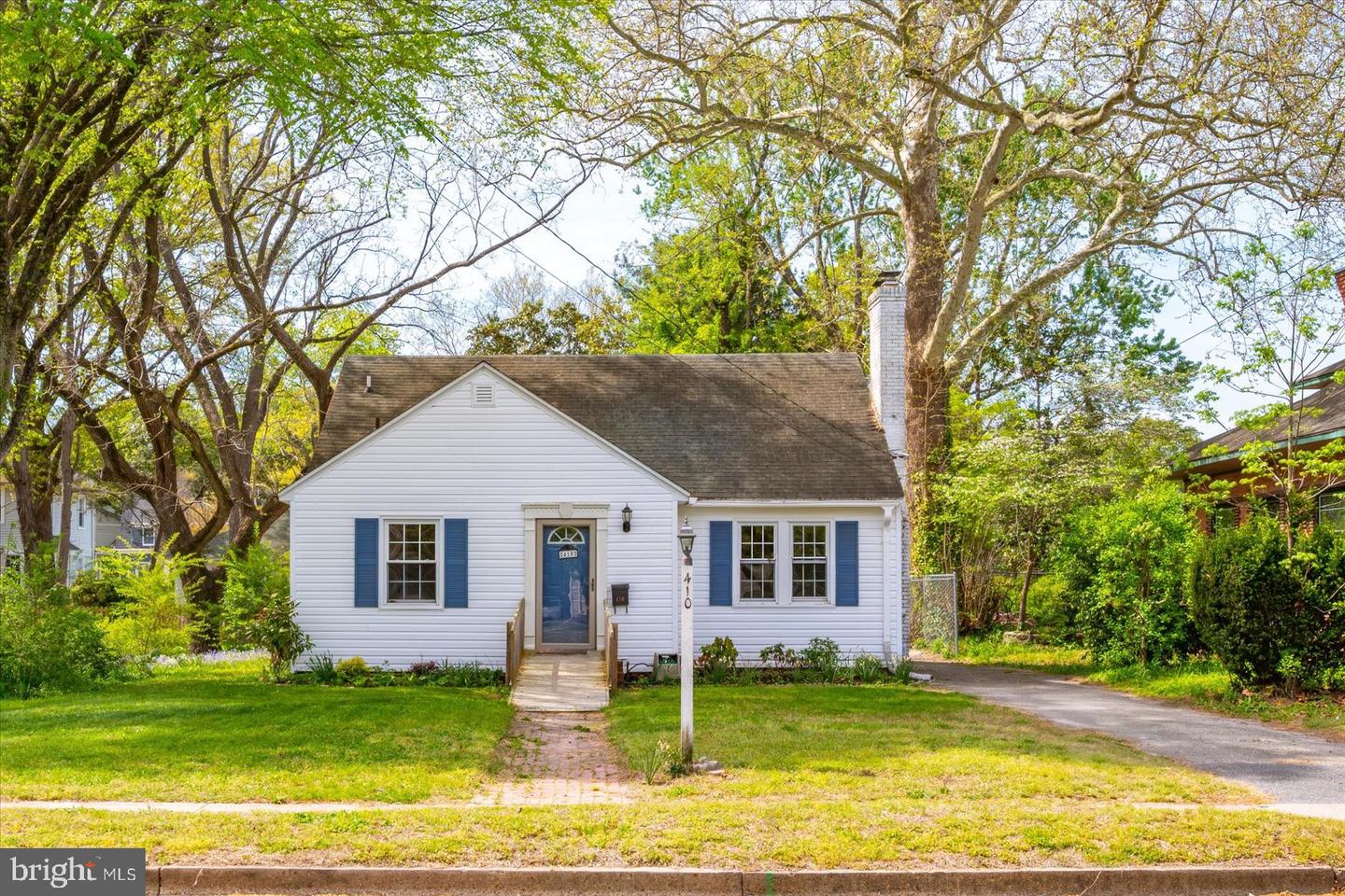 410 Virginia Ave Property Photo