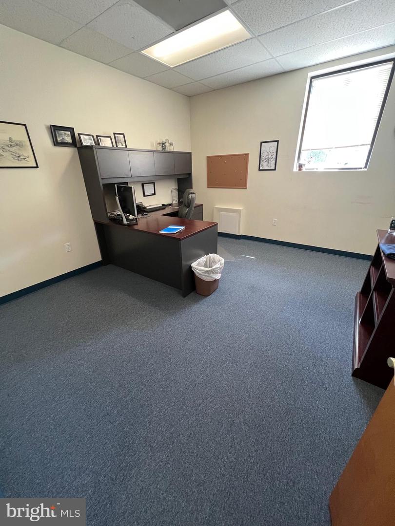 2030 Shipley Dr #b-10 Property Photo 19