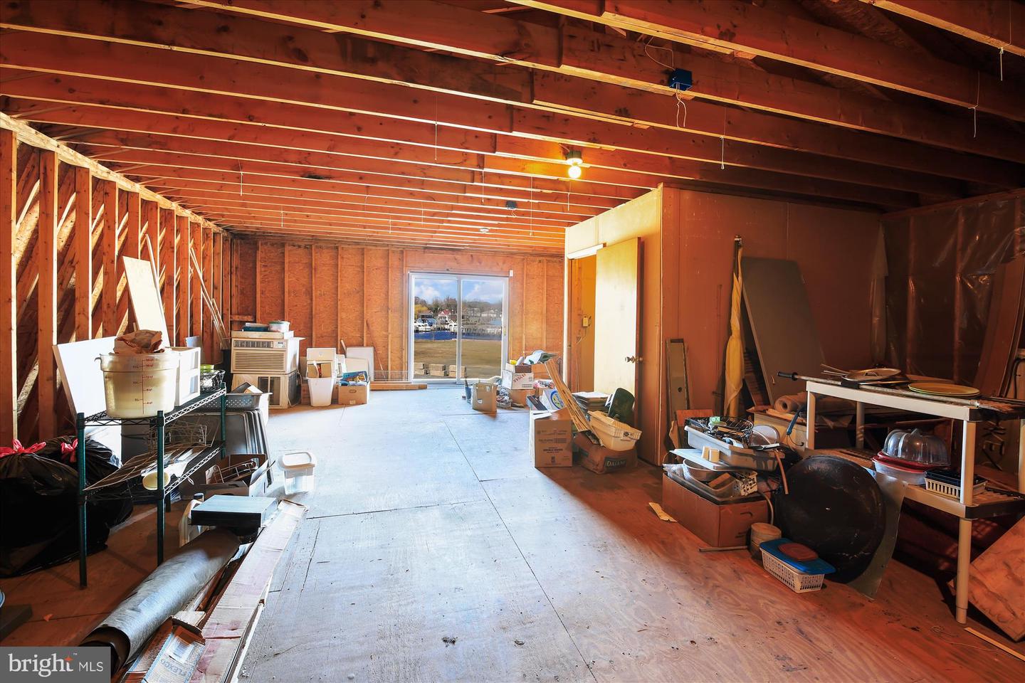519 Riverside Dr Property Photo 18