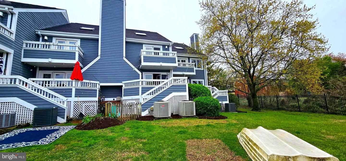 660 River Oak Ct Property Photo 20