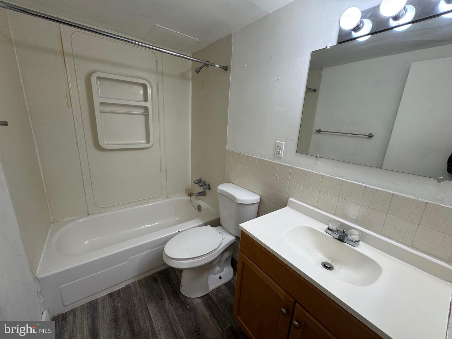 1024 Adams Ave #1c Property Photo 5