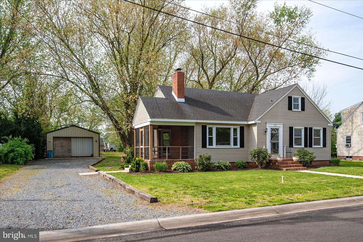 1304 Hazel St Property Photo 1
