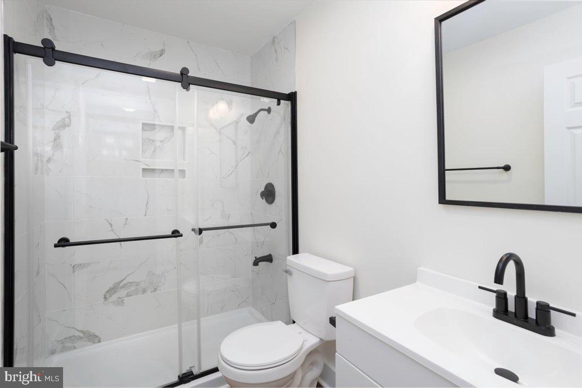 200 Benjamin Ave Property Photo 10