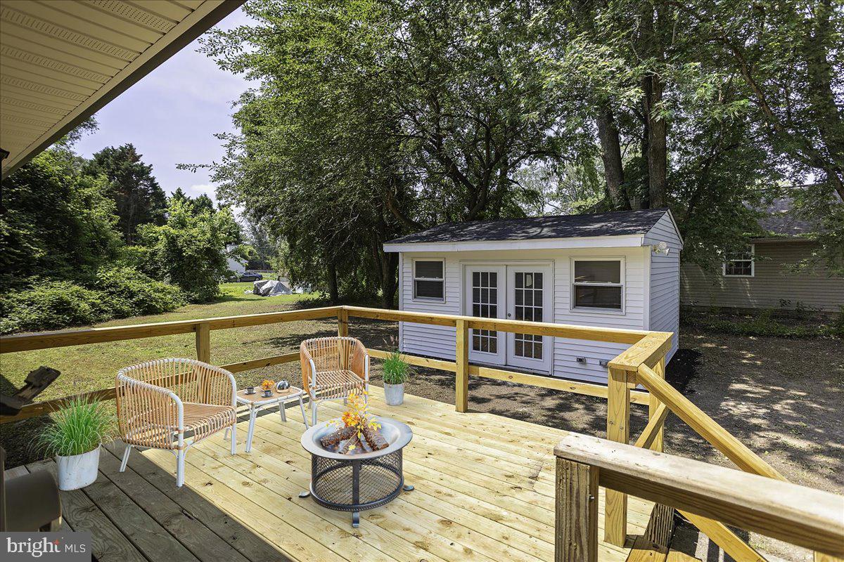 200 Benjamin Ave Property Photo 13