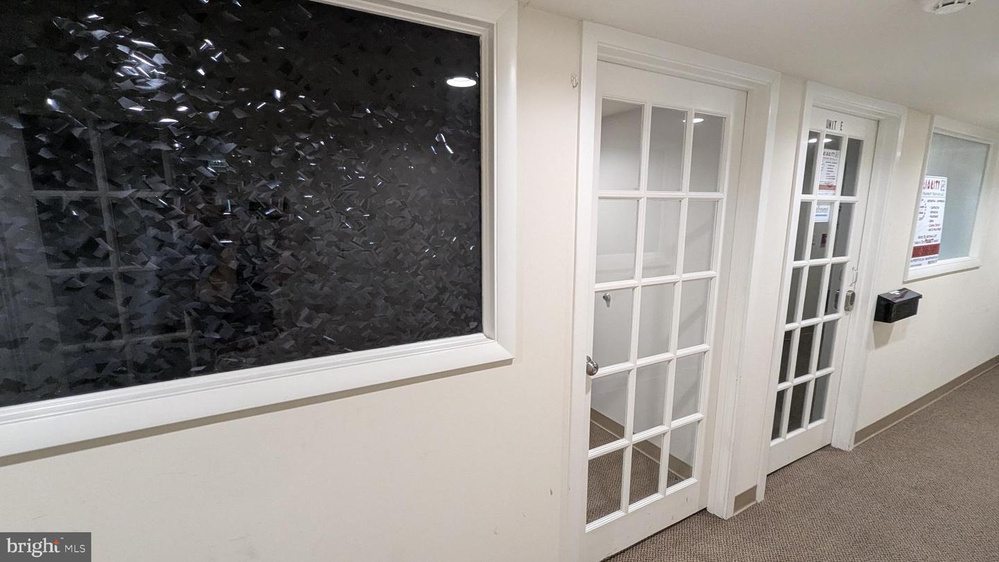200 E Church St #e Property Photo 2