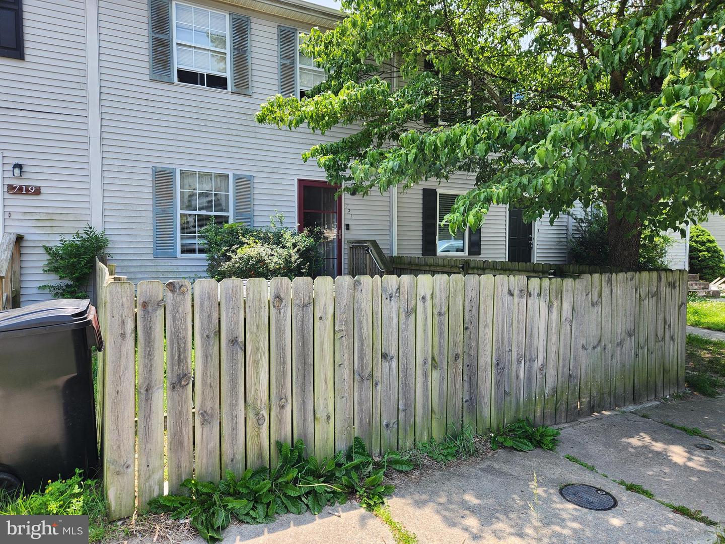 721 Hemlock St Property Photo 1