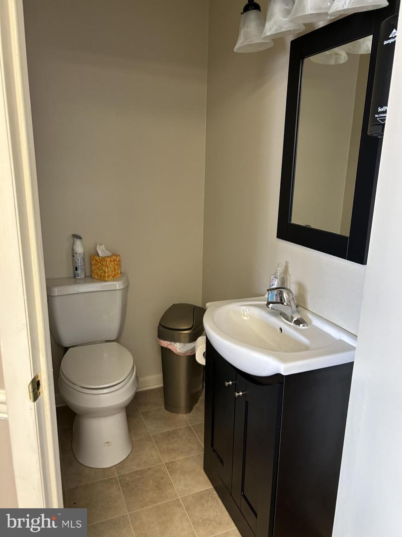 537-541 Riverside Dr Property Photo 25