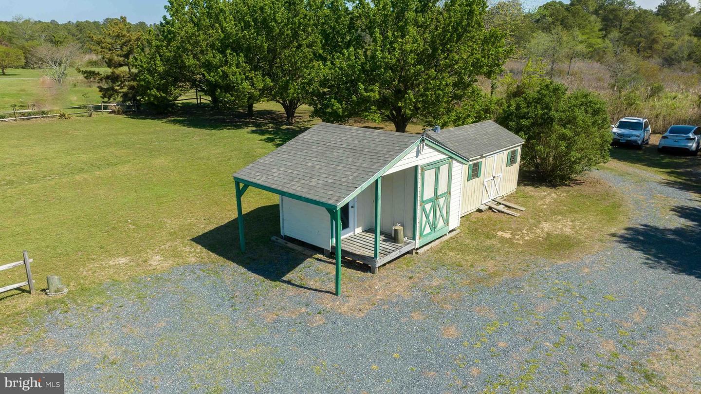 20128 Nanticoke Rd Property Photo 15
