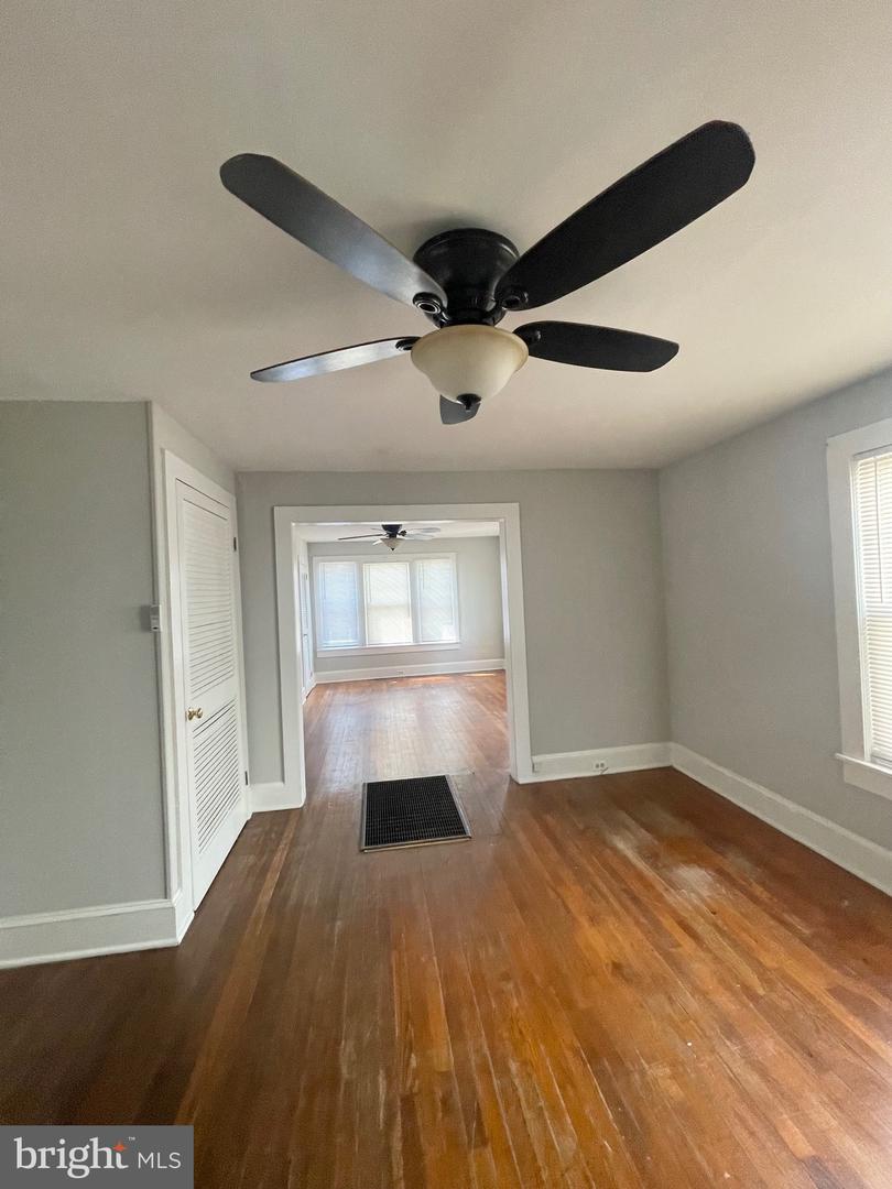 225 Broad St Property Photo 8