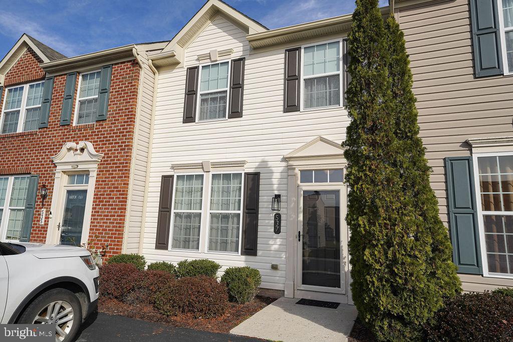 537 White Pine Dr Property Photo 1